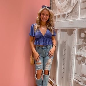 Meet your Posher, Lucy